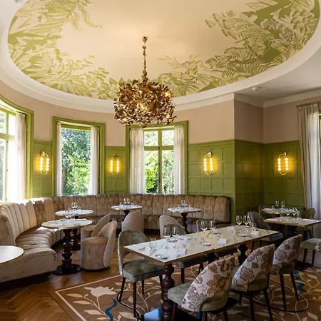 Hotel Chateau Du Portereau